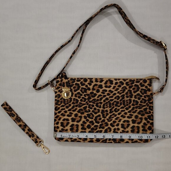 Jen & Co Riley Leopard Print Handbag Crossbody Strap Wristlet Vegan Leather NWT - Picture 10 of 16